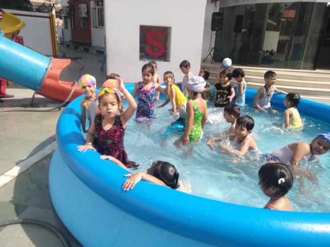 HURRAY I HAVE TO GO FOR POOL PARTY